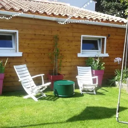 Holiday home Avec Jardin *