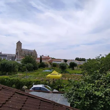Avec Jardin Saint-Julien-des-Landes
